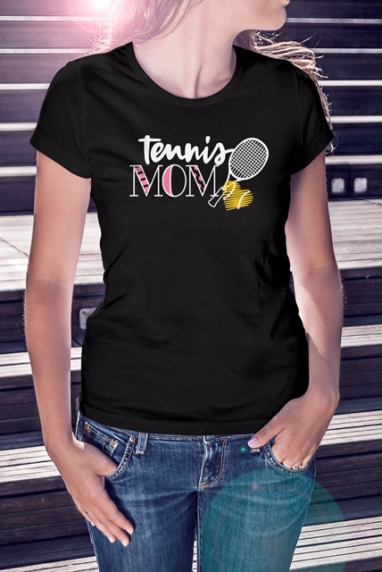 Annelere özel t-shirt Tennis Istanbul mağazasında