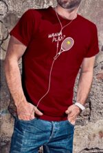 Tennis Istanbul mağazasında tenis t-shirt! Wanna Play some tennis. Tenis Bordo Unisex T-shirt